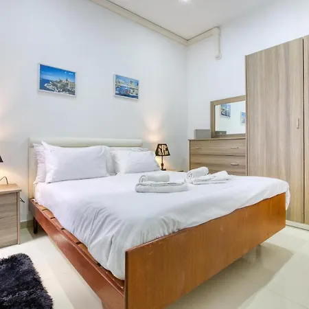 Nr Retreat Apartment *