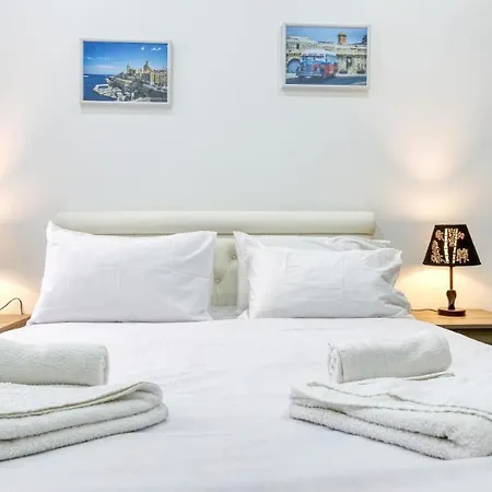 Nr Retreat Apartment