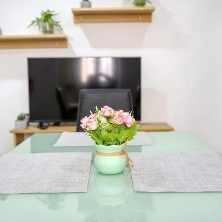 Apartment Nr Retreat